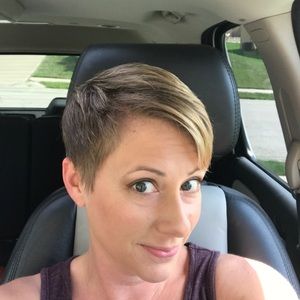 Meet your Posher, Jessica